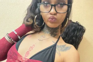 miss beautiful lady 💦💦🥰 - Image 10