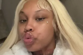 THICK FEETS 🥵 DISBOOTYFAT PU$$... - Image 2