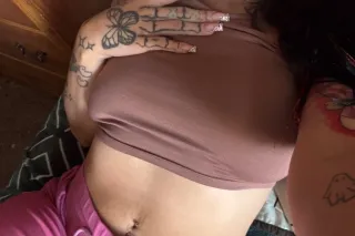 BACK in town⭐🎀 4’9 Middle East... - Image 4