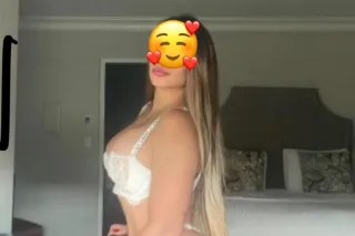 Hi Alice💕 new girl in town 😍 -... - Image 1