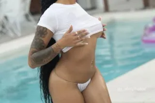 DOMINICAN CUBAN CLOSET FREAK 😈... - Image 1