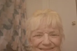 Im free and looking to mingle ... - Image 2