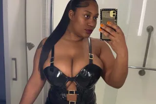 BUSTY CHOCOLATE HEAD DR🌹🌹✨~ Massage/ Fetish~ Incalls available - Image 9