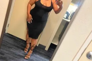 Gorgeous Ebony Vixen 💦😜 Curvy,... - Image 2