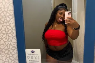 Thick Brown Skin beauty with G... - Image 4