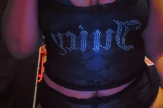 Watch my phat ass bounce on th... - Image 4