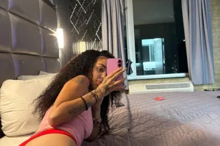 Available For Outcalls Only 😘 ... - Image 3