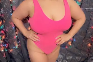 BUSTY LATINA MAXINE - Image 6