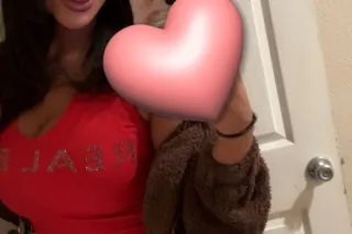 💎 Exclusive • Refined • Bay Ar... - Image 1