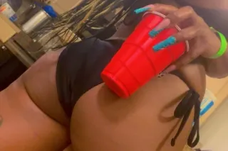 HOSTING Available NOW & ready ... - Image 2