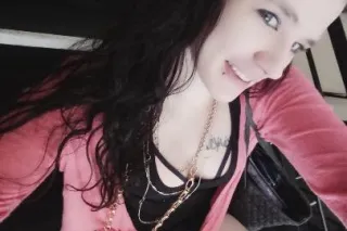 love getting pounded stretched... - Image 1