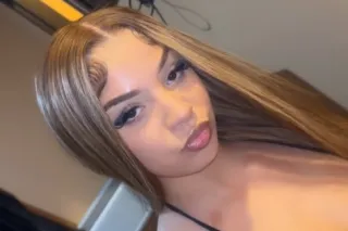 big booty lightskin mami - 21 - Image 2