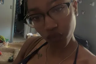 “Romance in my veins, confiden... - Image 4