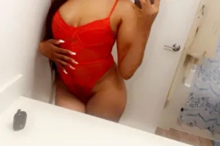 100% authentic photos! Exotic beauty available for incall / outcall 24/7 😉 - Image 5