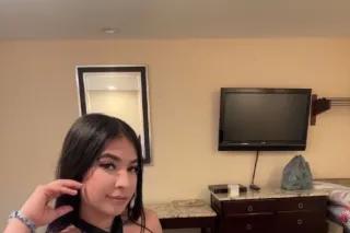 𝐓𝐈𝐆𝐇𝐓 𝐀𝐍𝐃 𝐉𝐔𝐈𝐂𝐘🥇 🦋Call Me 𝔸𝕍𝔸𝕀... - Image 2