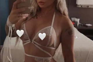 💖BEAUTIFUL BLONDE BOMBSHELL💖 -... - Image 1