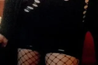 Eairly bird gets the worm come... - Image 3