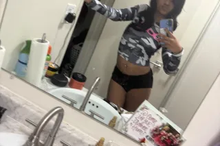 brownskin honeybun🍯👅 - Image 7