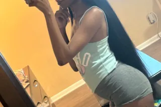 🥳🥂ITS MLK MONDAY FUNDAY 🤩🎉LETS PARTY BABY🌹😍Slim PETITE 💦FAT BOOTY FREAK🍭BEST DEEPTHROAT/ Doggystyle🥰 OUTCALLS AVAILABLE - Image 6