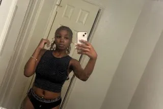 Throat baby 😩 - 21 - Image 1