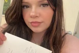 🎄☃❄ come warm up with everyone... - Image 3