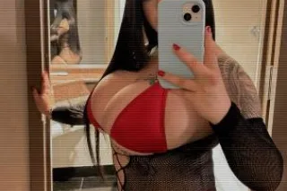 Seductive Busty Latin Bombshel... - Image 1