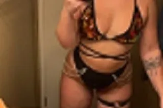 Availabe Juicy Pussy Incall or... - Image 1