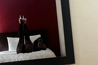 Available NOW!!! fun young pet... - Image 3