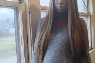 looking for fun pretty in face... - Image 3