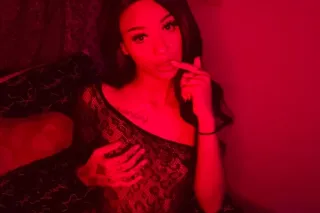 this sexy lightskin is always ... - Image 1