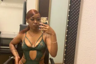 CARDATE/OUTCALLS✨💕Young Pretty... - Image 3