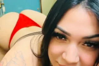 sexy girl - 25 - Image 1