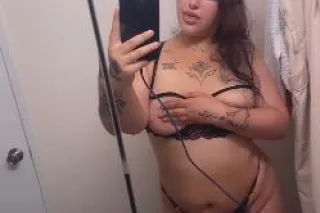 last few days in town! 🌟pleasu... - Image 4