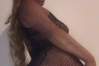 incall holiday sloppy toppy in... - Image 2