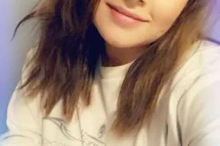 Wanna binge-watch Christmas mo... - Image 3