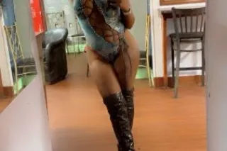 🩷🍆💦 i am available now TEXT me... - Image 2