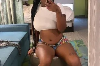 THICK CHICOLATE🥰Deals!!🙂‍↔Carp... - Image 4