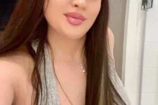 Super Hot European Girl Next Door - Image 5