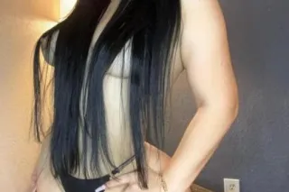 HOT SEXY NEWCOMER,BIG ASS LATI... - Image 3