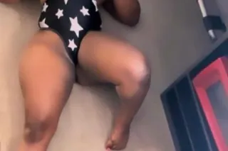 All 3 holes open 👅 Late night ... - Image 4