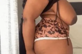 Come See Me 😘 - Image 5