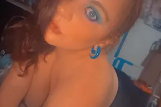 Mommy milkers need emptied - 3... - Image 2