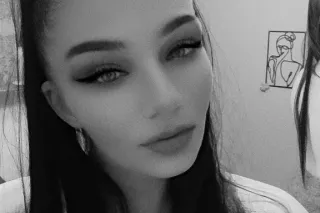 CAR DATES ONLY, you come to me, YOUR CAR. Located off Druid by Missouri. Available from 7am-8pm. QV HH only as well. Come take a load off. literally, after all the holiday stress! - Image 5