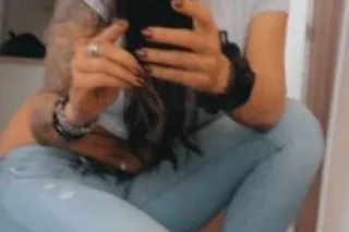 mature and sexy brunette ♥😍💜 - Image 8