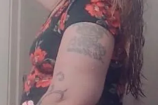 55 inches and nice juicy ones to Suck on. Cum on. - Image 10