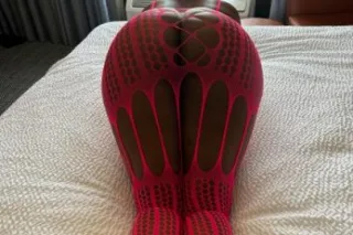 LET ME SHOW YOU A GOOD TIME🍑💦😜... - Image 2