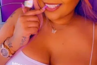 Slutty Sweetheart 🩷 NexXxt Doo... - Image 2