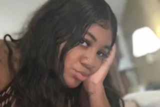 juicy, thick & fun to hang out... - Image 3