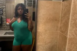 juicy, thick & fun to hang out with💦 incalls AND outcalls - Image 8