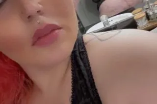 Juicy booty BBW in town!! Outc... - Image 2